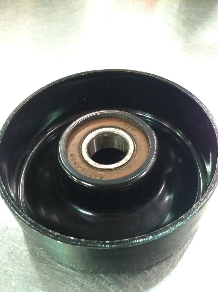 HOWTO replace an idler pulley bearing. Lightning Rodder